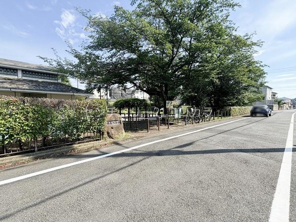 八王子市片倉町の土地(中土入公園)