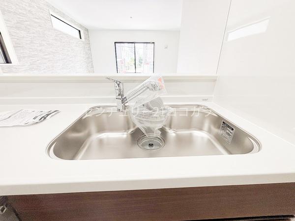 八王子市平岡町の新築一戸建