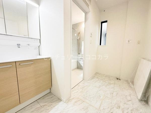 八王子市北野町 新築一戸建て・全3棟 3号棟(洗面台・洗面所)