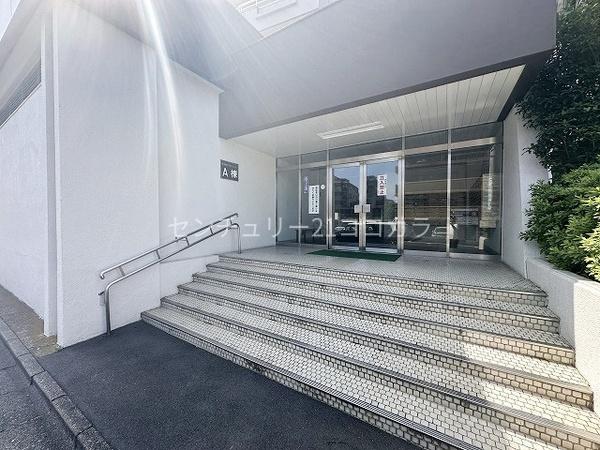 京王めじろ台マンションＡ棟