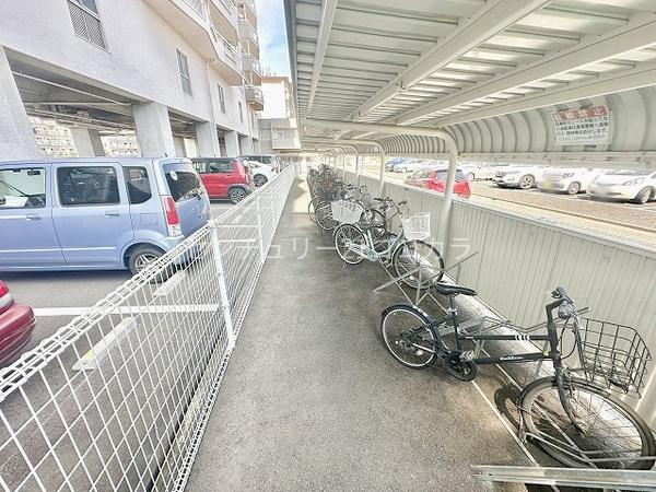 京王めじろ台マンションＡ棟