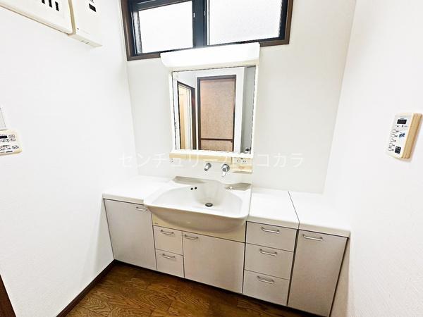 八王子市南陽台３丁目の中古一戸建て