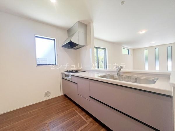 八王子市暁町の新築一戸建て・全1棟