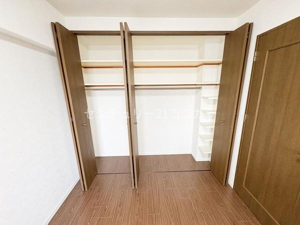 センチュリーめじろ台 中古マンション(収納)