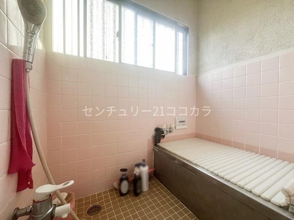八王子市西寺方町の中古一戸建て
