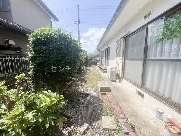 八王子市西寺方町の中古一戸建て