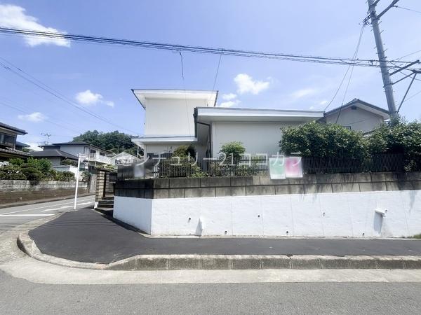 八王子市西寺方町の中古一戸建て