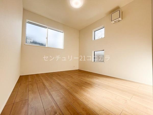八王子市西寺方町　新築一戸建て・全1棟