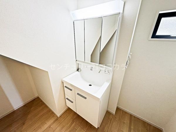 八王子市緑町　新築一戸建て・全1棟