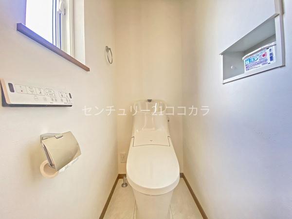 八王子市散田町5丁目の中古一戸建て(トイレ)