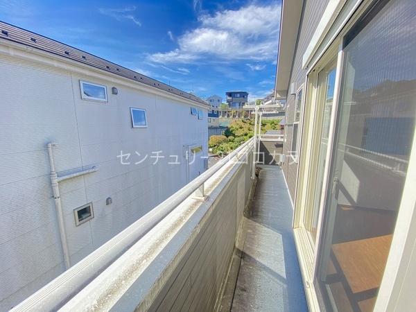 八王子市散田町5丁目の中古一戸建て(バルコニー)