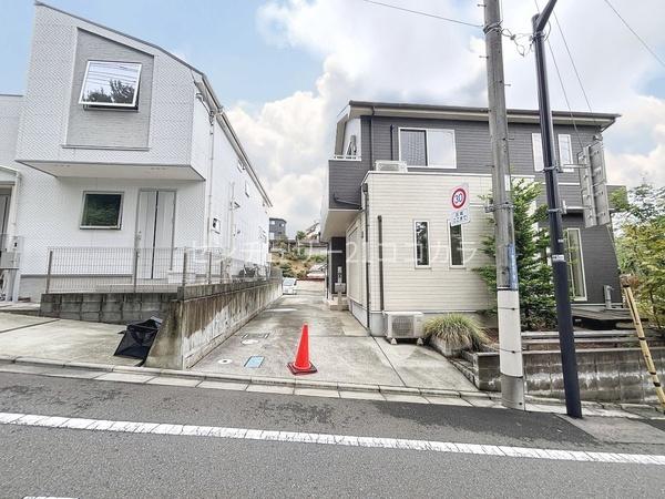 八王子市散田町5丁目　売店舗付中古一戸建て