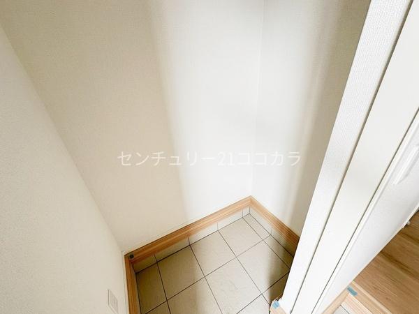 八王子市元八王子町 新築一戸建て・全11棟 7号棟(玄関)