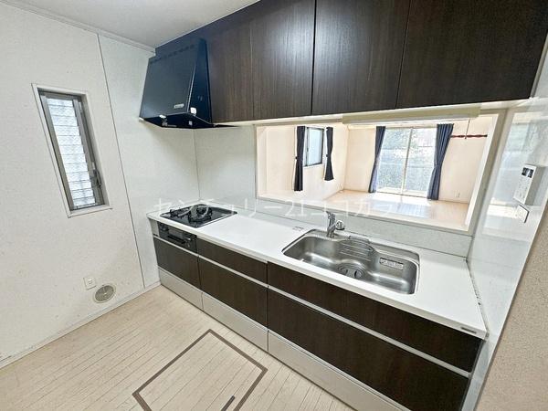 八王子市諏訪町　中古一戸建て