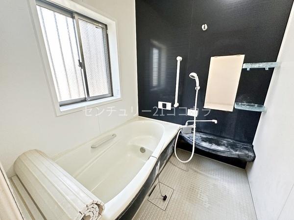 八王子市諏訪町の中古一戸建て