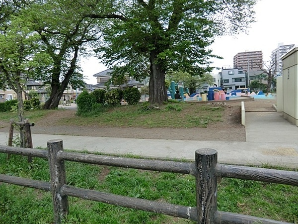 クレアメゾン八王子(小門公園)