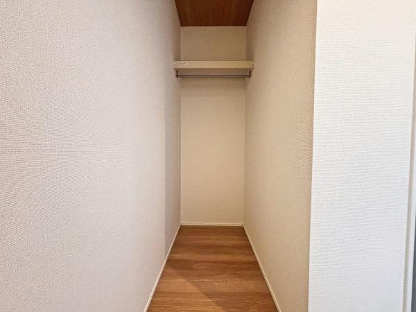 八王子市石川町　新築一戸建て・全3棟　2号棟