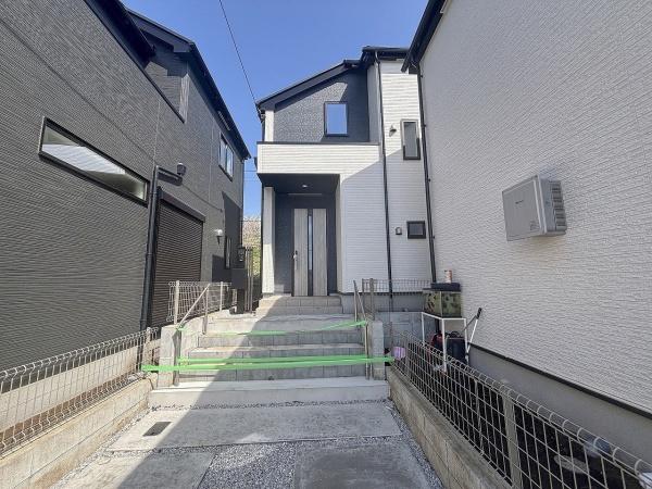 八王子市石川町　新築一戸建て・全3棟　2号棟