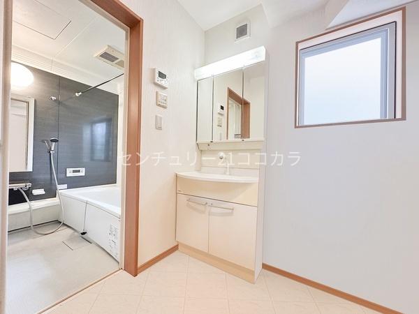 八王子市下恩方町の中古一戸建て