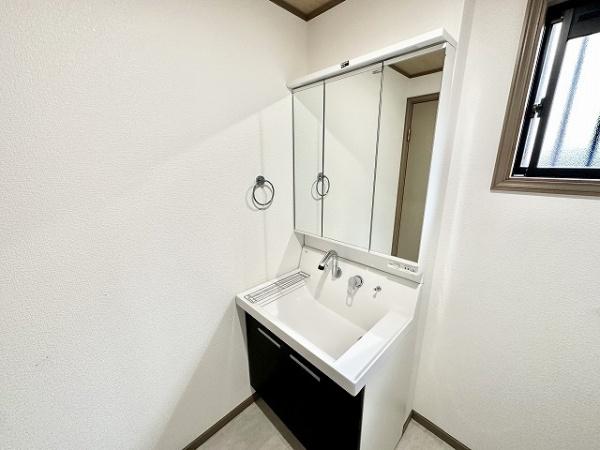 八王子市南陽台３丁目の中古一戸建て