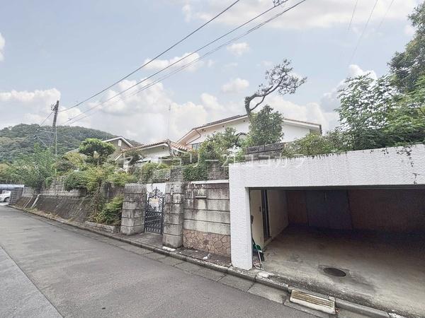 八王子市西寺方町　中古一戸建て