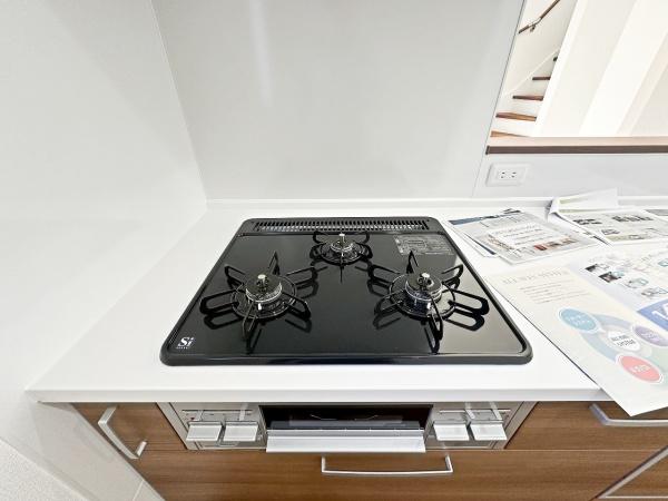 八王子市子安町　新築一戸建て・全2棟　2号棟