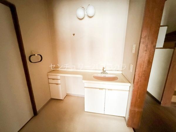 八王子市元本郷町３丁目の中古一戸建て