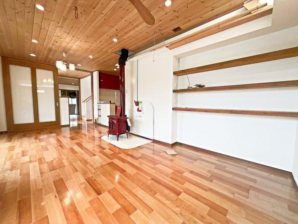 八王子市西寺方町　中古一戸建て