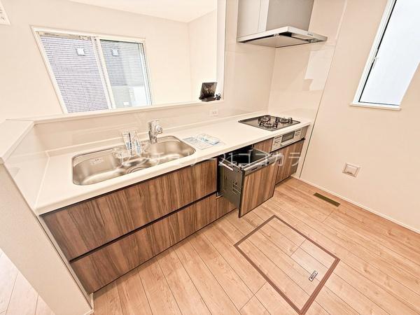 八王子市大和田町１丁目　新築一戸建て　全2棟　2号棟