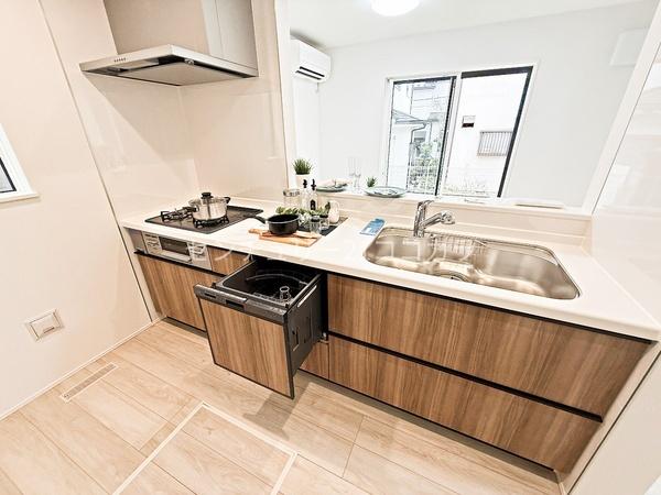 八王子市西寺方町　新築一戸建て・全1棟