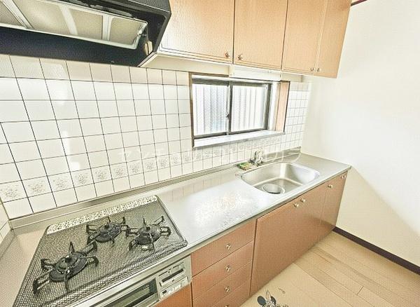 八王子市元八王子町　中古一戸建て