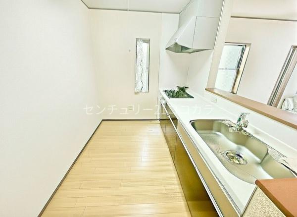 八王子市楢原町　中古一戸建て