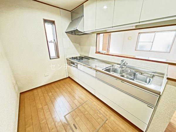 八王子市谷野町　中古一戸建て