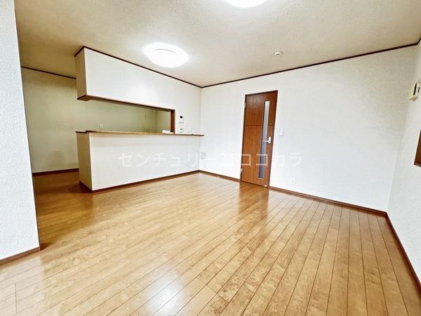 八王子市谷野町　中古一戸建て