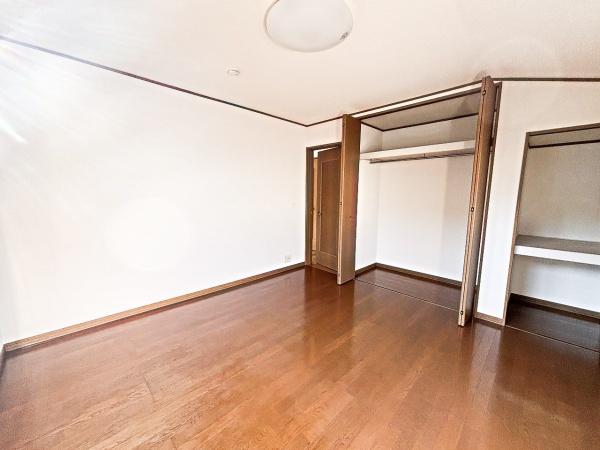 八王子市西寺方町の中古一戸建て