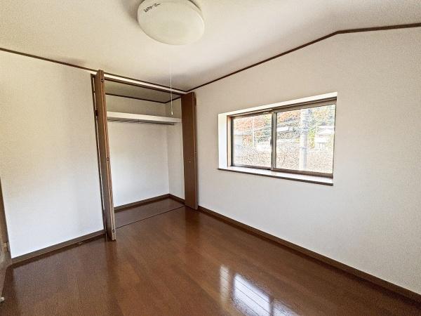 八王子市西寺方町の中古一戸建て