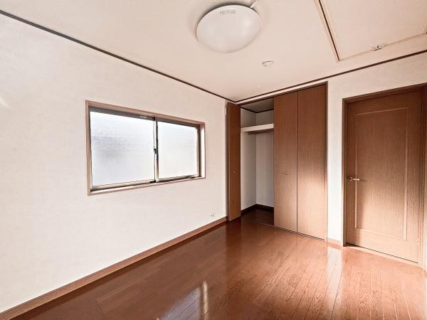 八王子市西寺方町の中古一戸建て