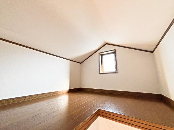 八王子市西寺方町の中古一戸建て