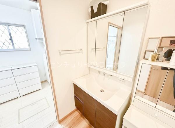 八王子市楢原町の中古一戸建て