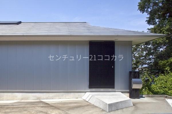 八王子市絹ケ丘３丁目の中古一戸建て