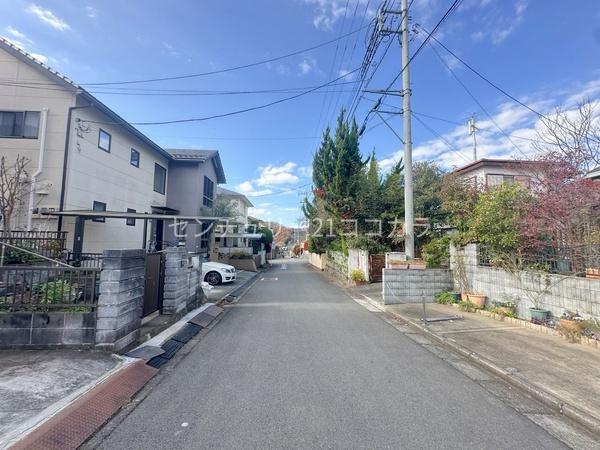 八王子市西寺方町の中古一戸建て