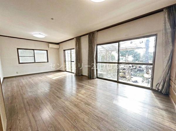 八王子市西寺方町の中古一戸建て