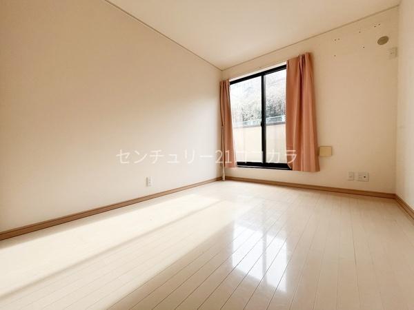 八王子市館町の中古一戸建て