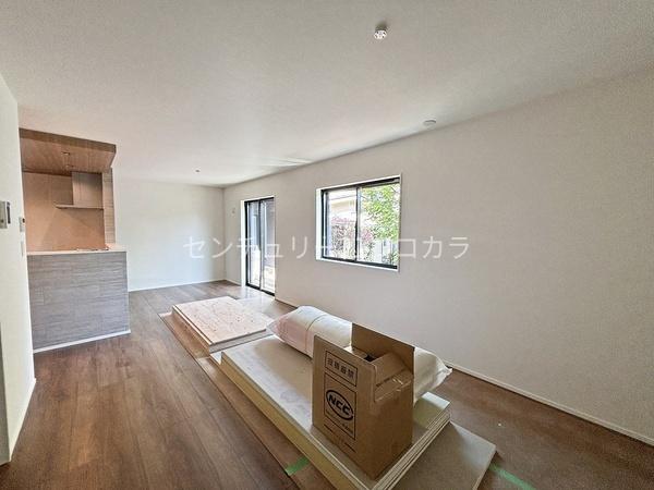 八王子市北野町　新築一戸建て・全5棟　4号棟