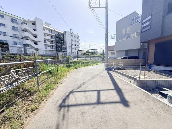 八王子市緑町　新築一戸建て　B号棟