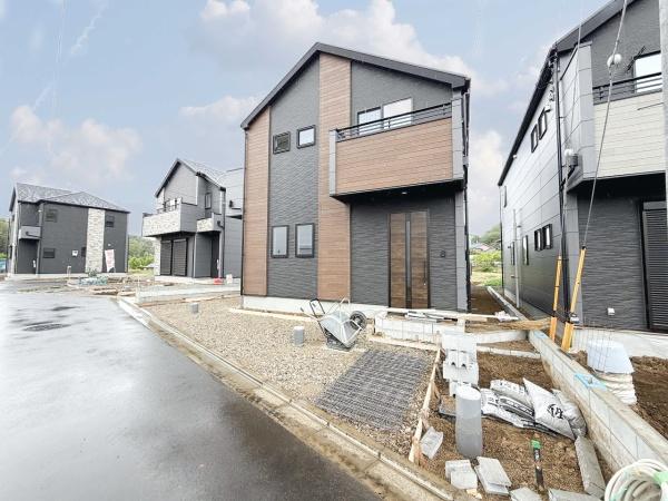 八王子市小比企町　新築一戸建て・全6棟　今回販売5棟　2号棟