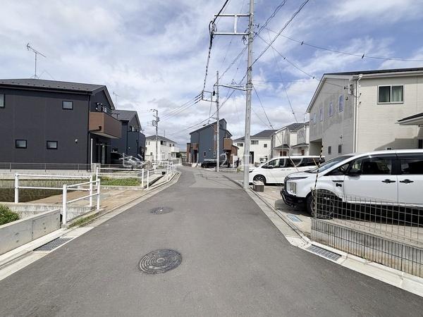 八王子市小比企町　新築一戸建て・全6棟　今回販売5棟　2号棟