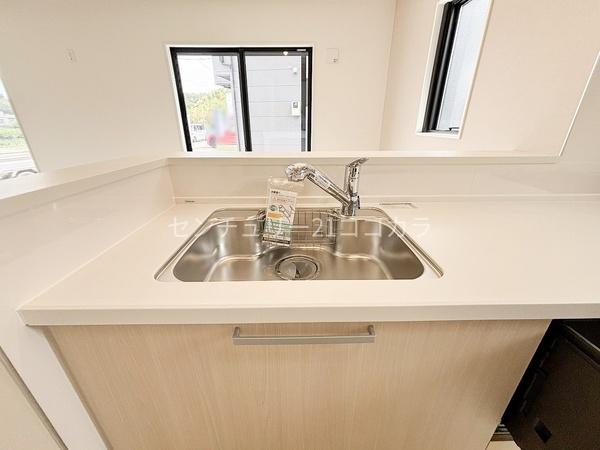 八王子市小比企町　新築一戸建て・全6棟　今回販売5棟　2号棟