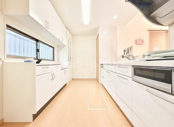 八王子市子安町1丁目　中古一戸建て