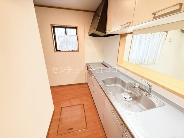 八王子市楢原町　中古一戸建て